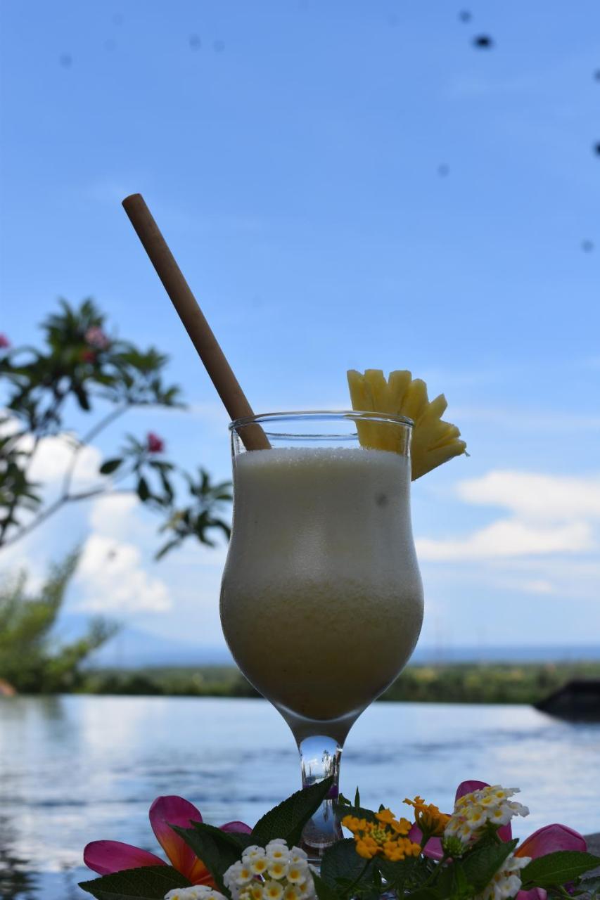 Menjangan Hill Hotel Banyuwedang Exterior foto